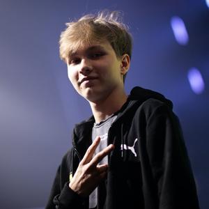 场上寻找新 场上寻找新