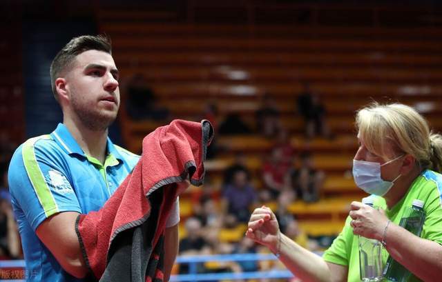 他用他的天 他用他的天