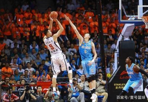 不满情绪扩 不满情绪扩